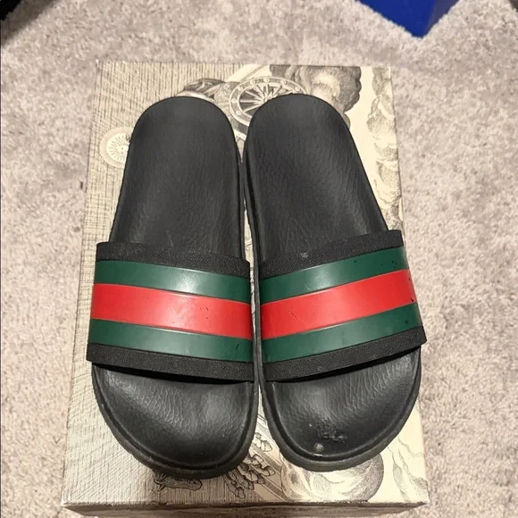 Gucci Black Slides with Signature Green and Red Stripes - Picture 1 of 6